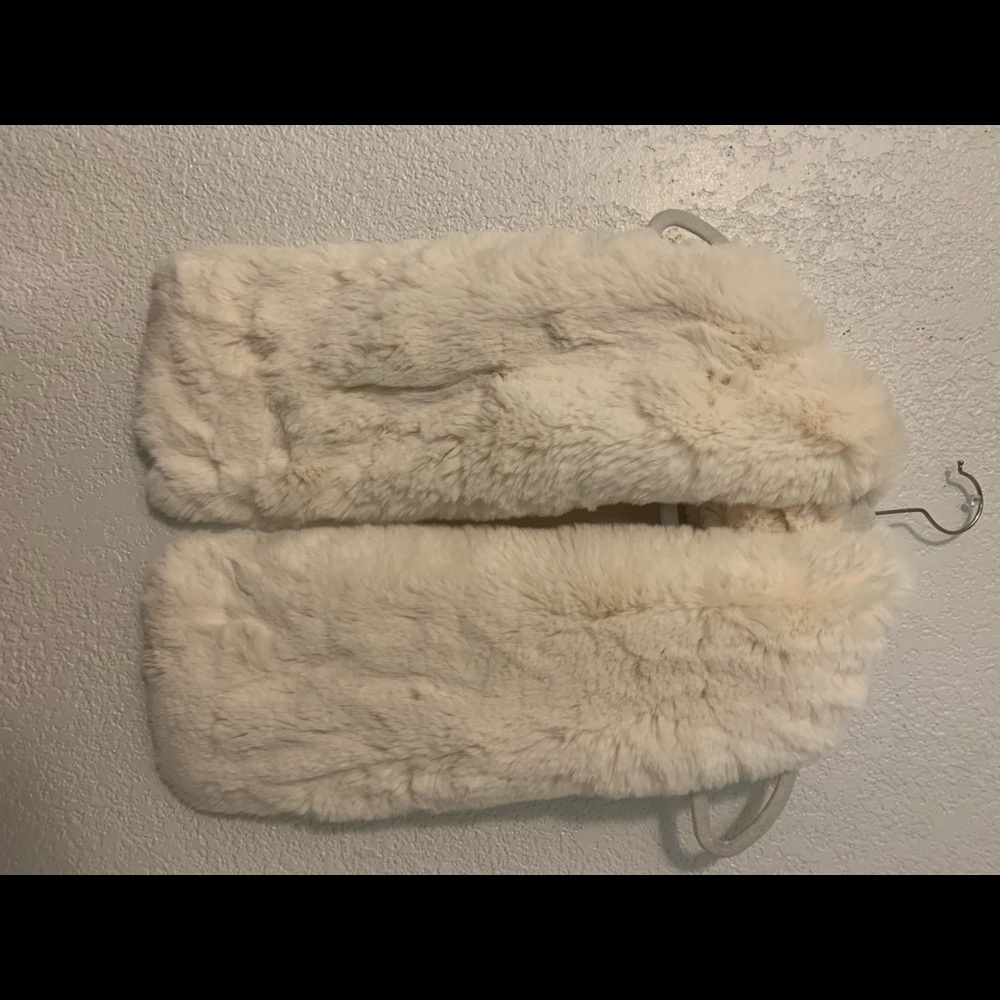 adrienne vittadini white fur